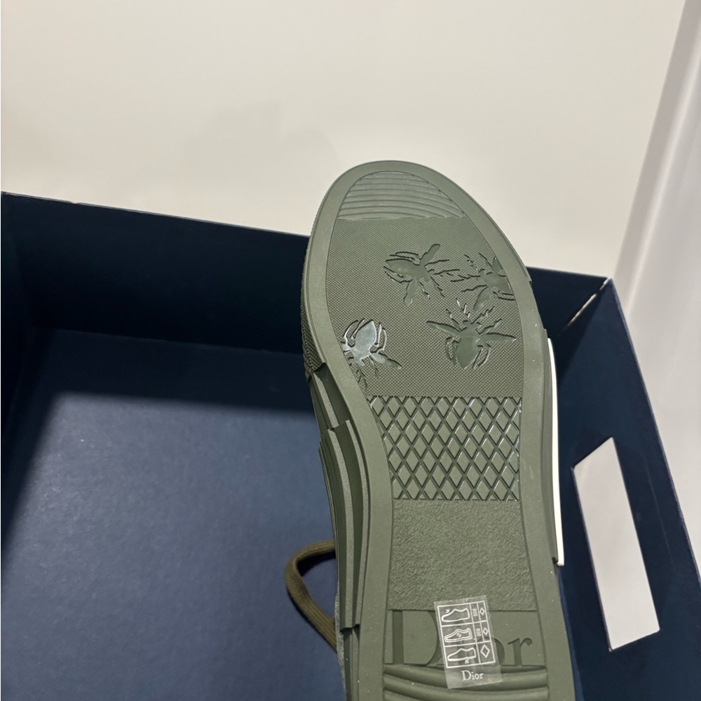 Dior Men's Sneakers in Olive and Cream - Picture 5 of 6